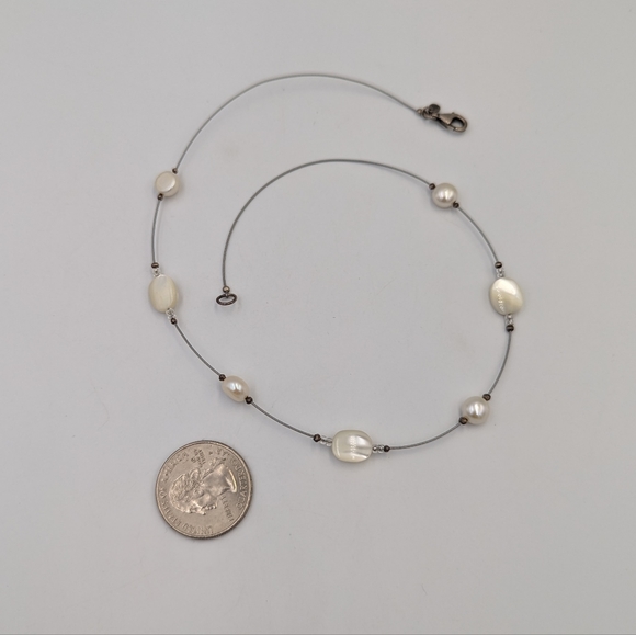 Silpada 925 mother of Pearl Freshwater Pearl floating necklace Guc - Picture 8 of 11